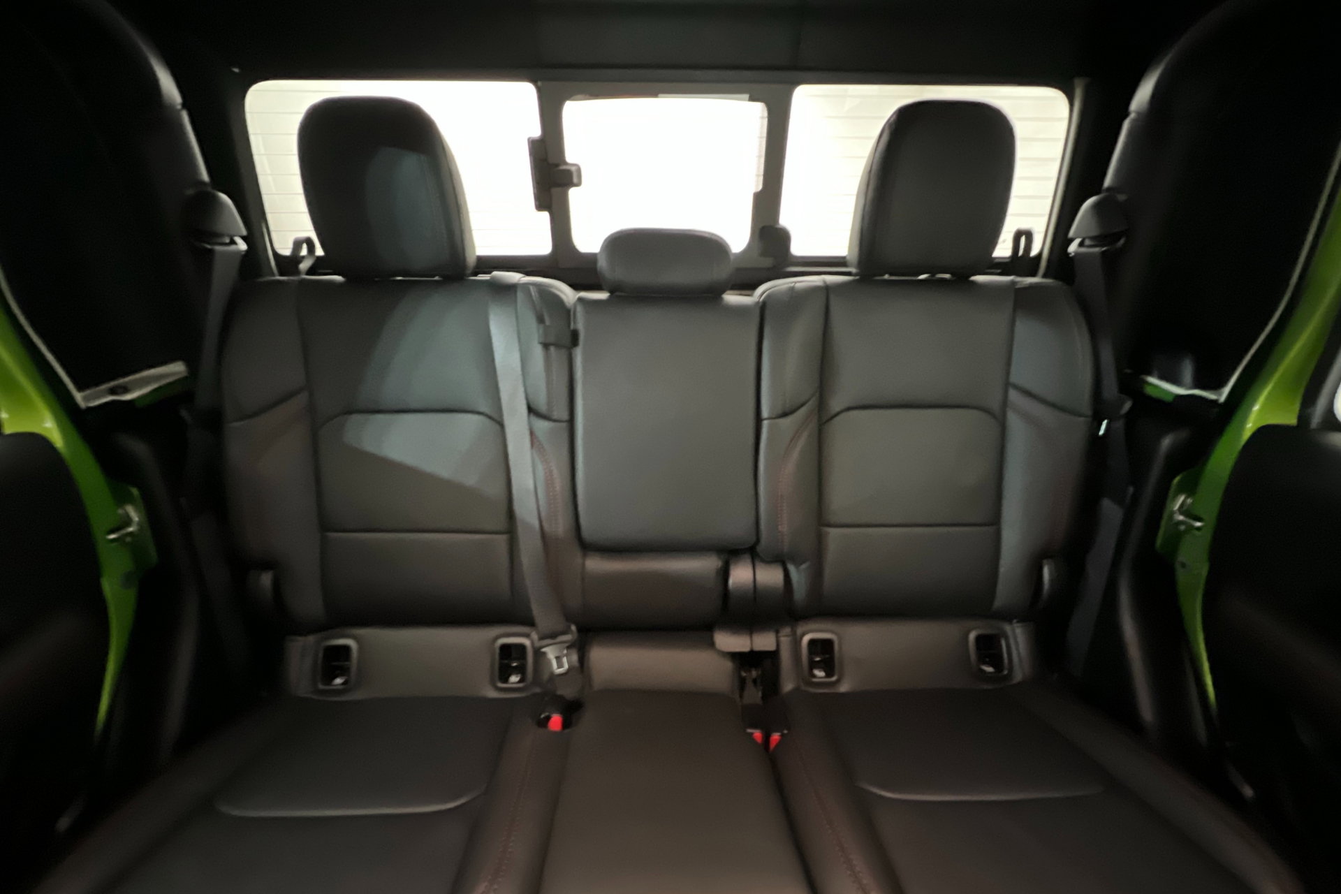 New 2025 Jeep Gladiator Rubicon AWD/4WD image 24