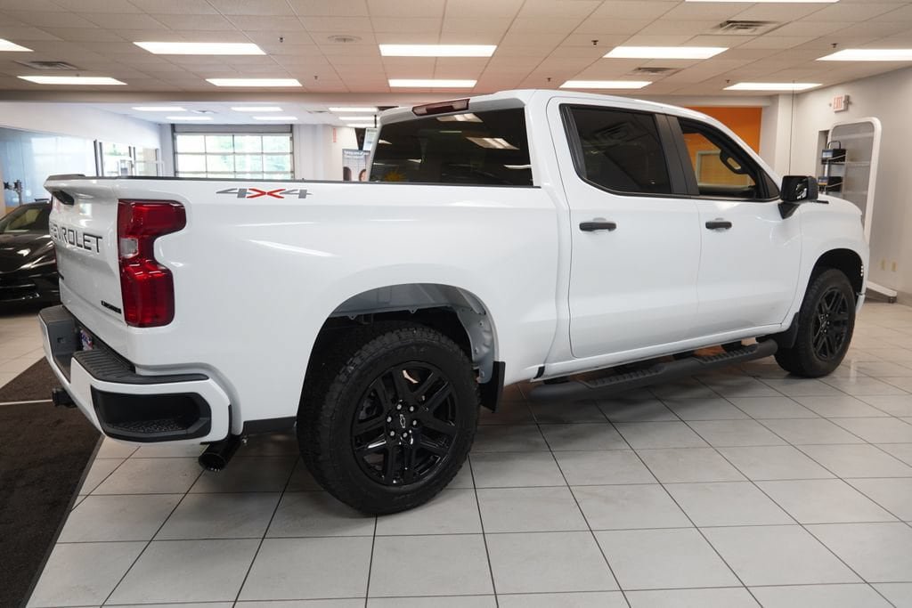 New 2026 Chevrolet Silverado 1500 Custom w/ Turbomax Blackout Package AWD/4WD image 10