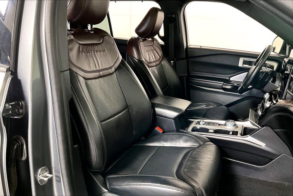 Used 2021 Ford Explorer Platinum w/ Equipment Group 601A image 7