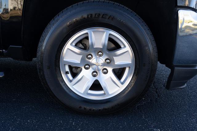 Used 2018 Chevrolet Silverado 1500 LT w/ All Star Edition image 40