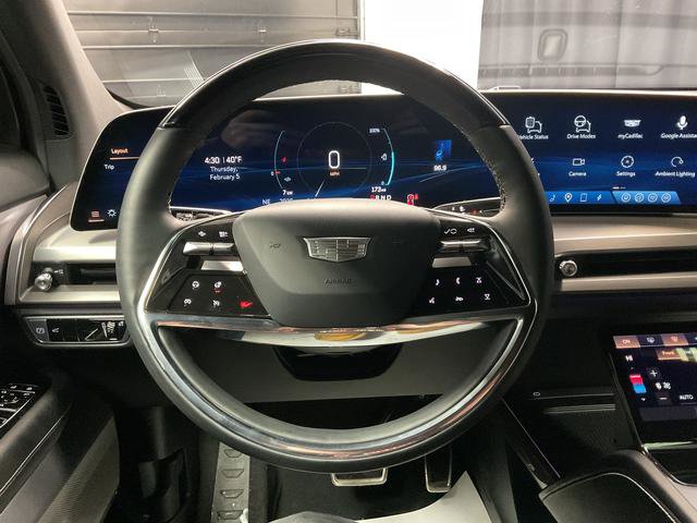 Used 2026 Cadillac Vistiq Sport image 16