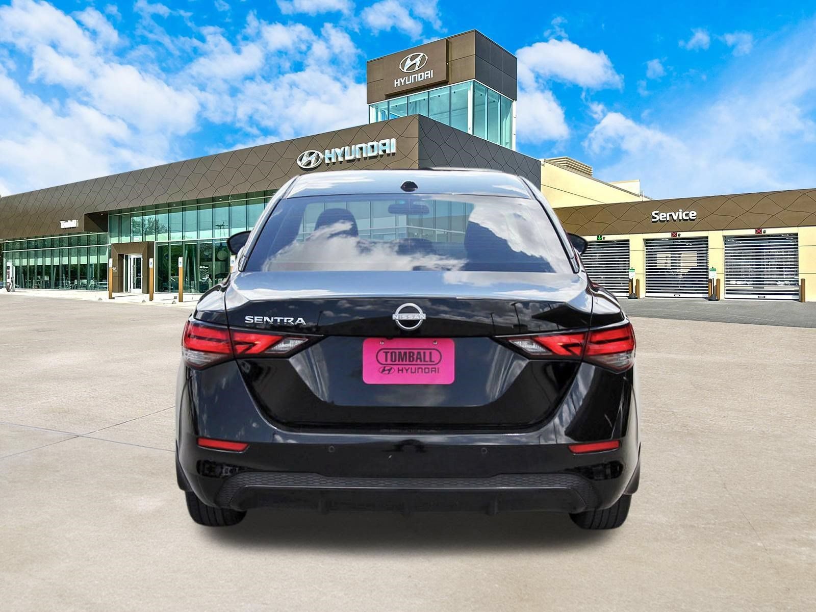 Used 2025 Nissan Sentra SV w/ All-Weather Package FWD image 7