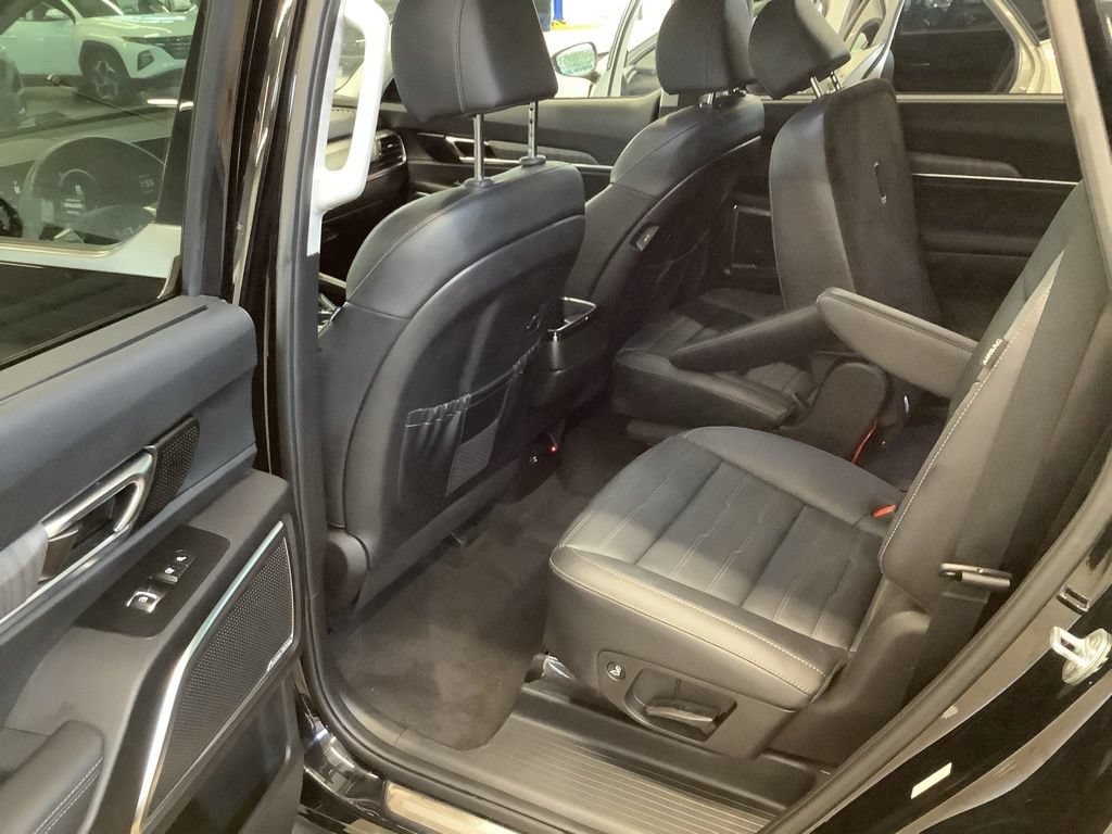 Certified 2023 Kia Telluride SX Prestige AWD/4WD image 21