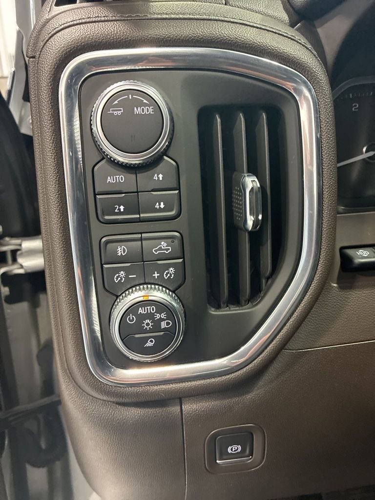 Used 2022 GMC Sierra 2500 Denali w/ Denali Ultimate Package image 43