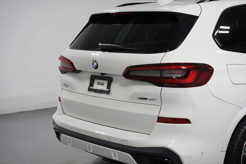 Used 2022 BMW X5 sDrive40i w/ M Sport Package image 9