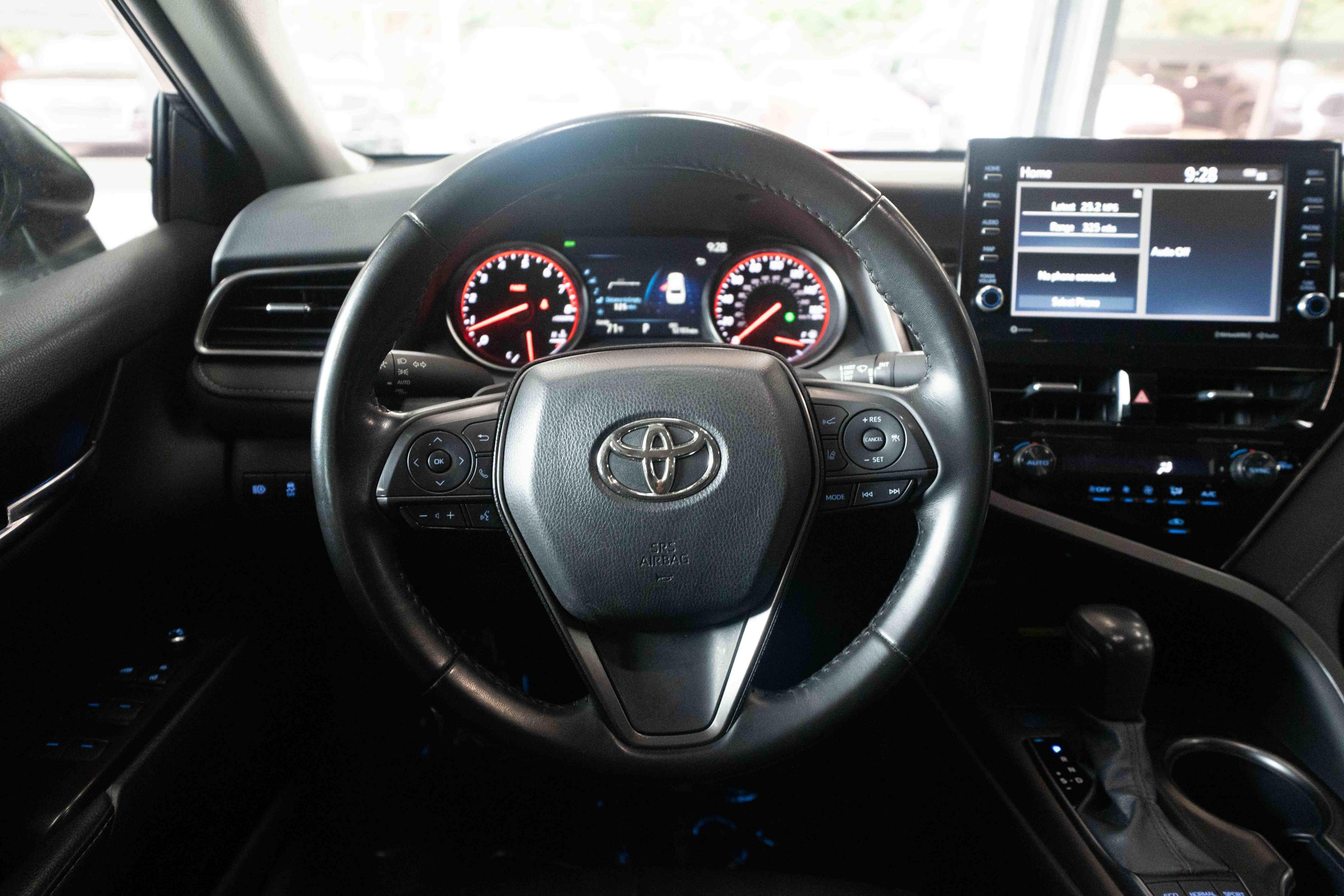 Used 2024 Toyota Camry XSE FWD image 21