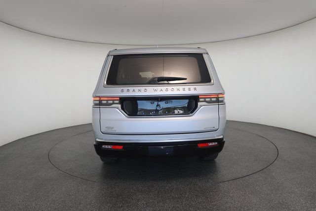 Used 2023 Jeep Grand Wagoneer Series III AWD/4WD image 14