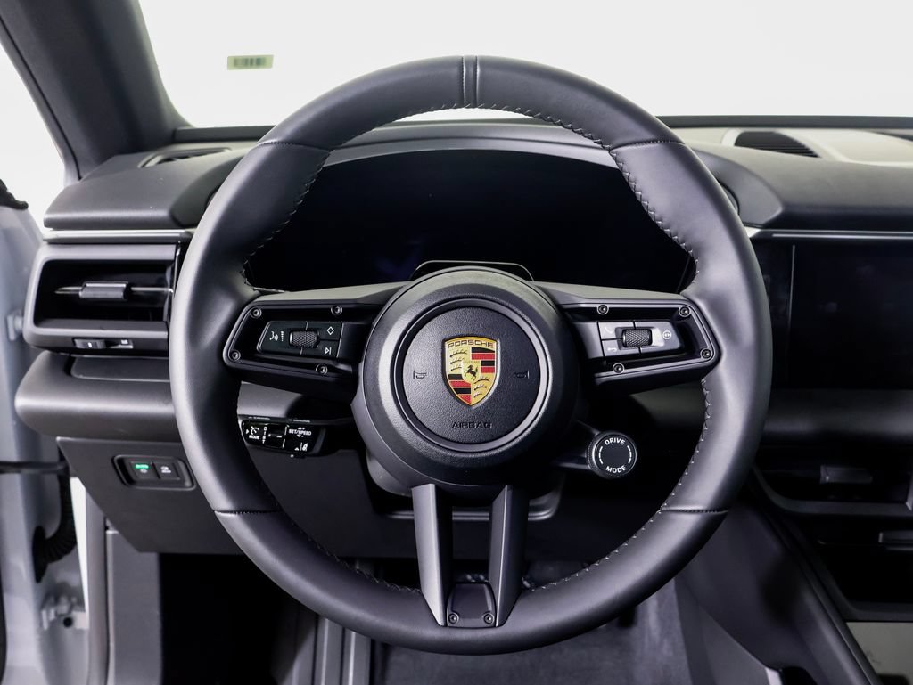 New 2026 Porsche Macan 4 Electric AWD/4WD image 23
