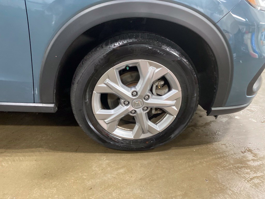 Certified 2024 Honda HR-V LX image 11