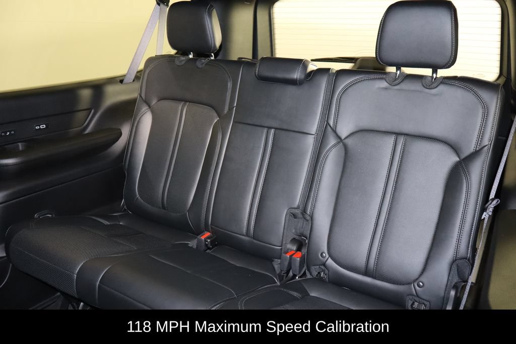 Used 2025 Jeep Wagoneer L Series II w/ Convenience Group I AWD/4WD image 18