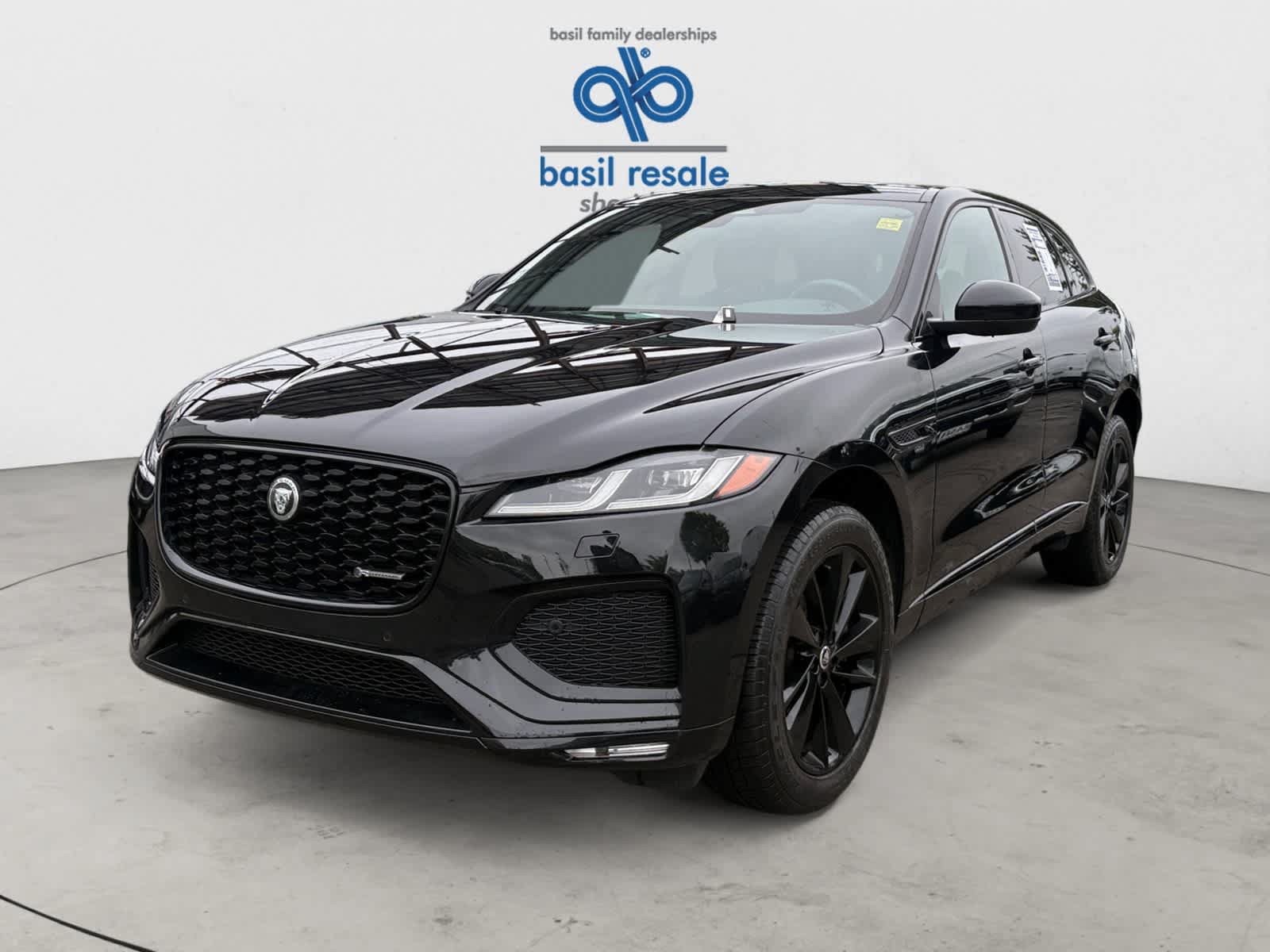 Used 2024 Jaguar F-PACE R-Dynamic S AWD/4WD image 2