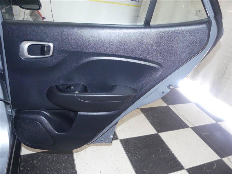 Used 2021 Hyundai Venue SE FWD image 22