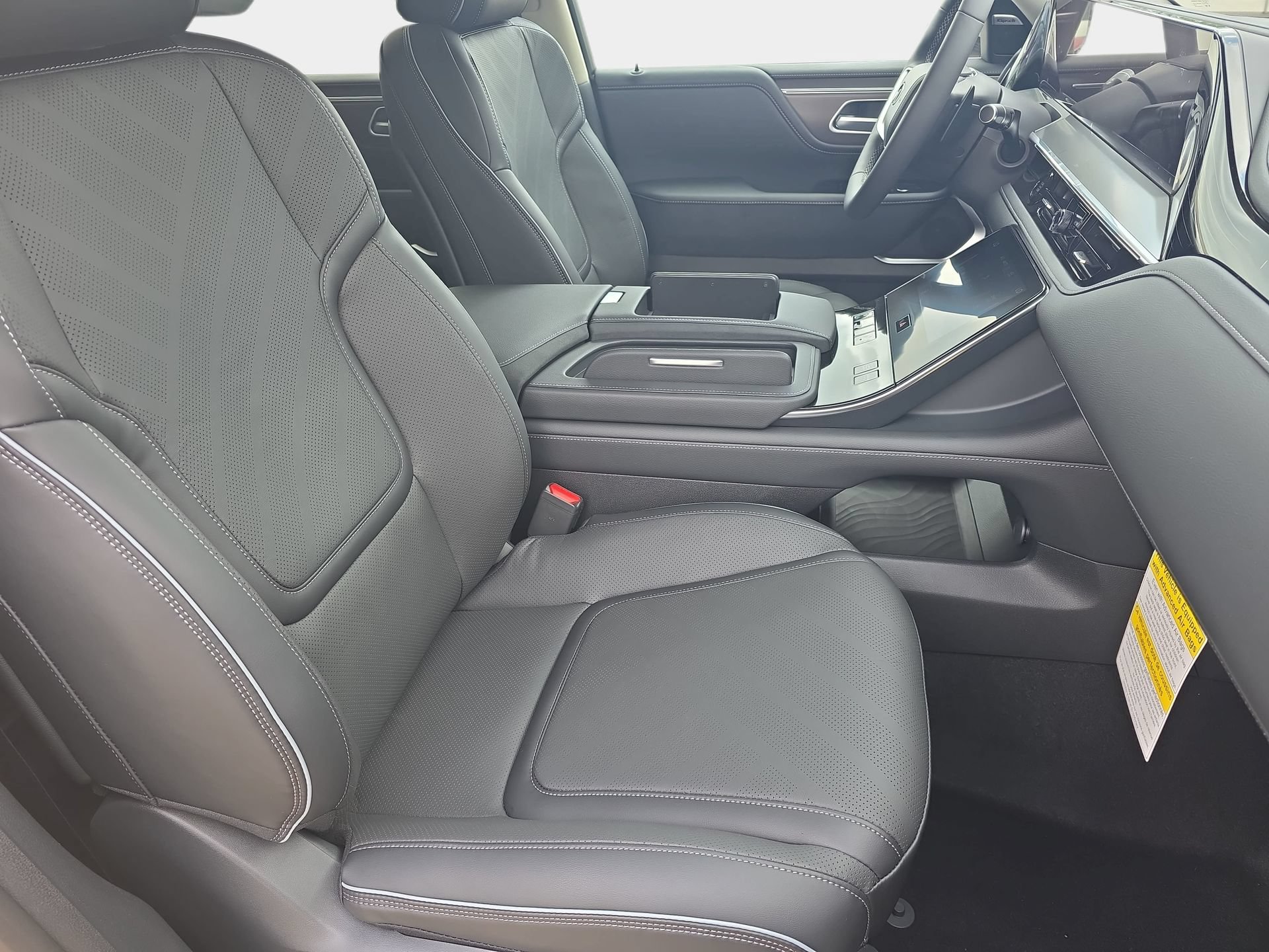 Used 2026 INFINITI QX80 Luxe AWD/4WD image 10