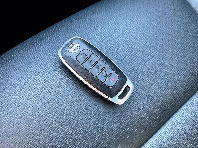 Certified 2023 Nissan Rogue SV w/ SV Premium Package image 29