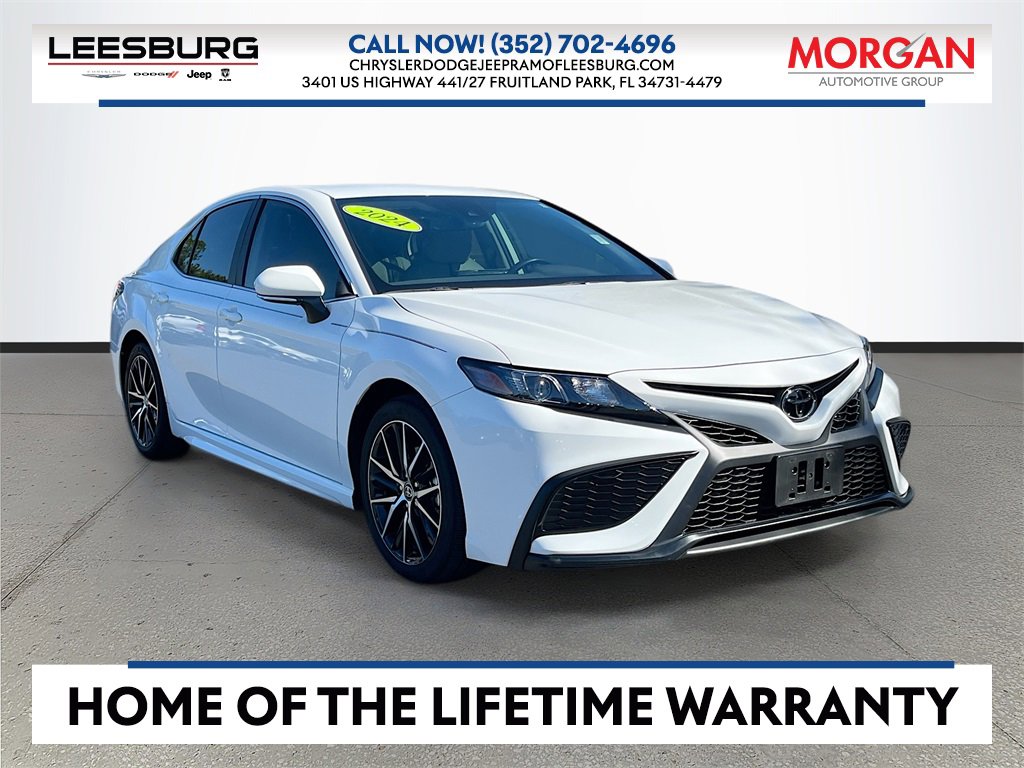 Used 2024 Toyota Camry SE