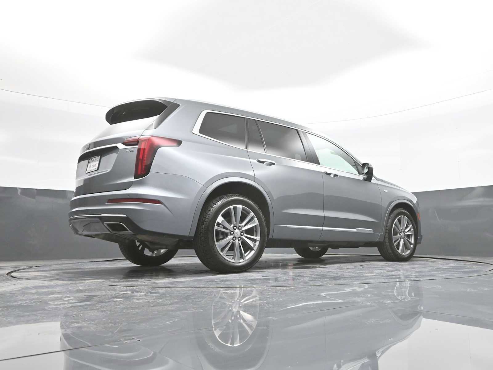 Used 2022 Cadillac XT6 Premium Luxury AWD/4WD image 52