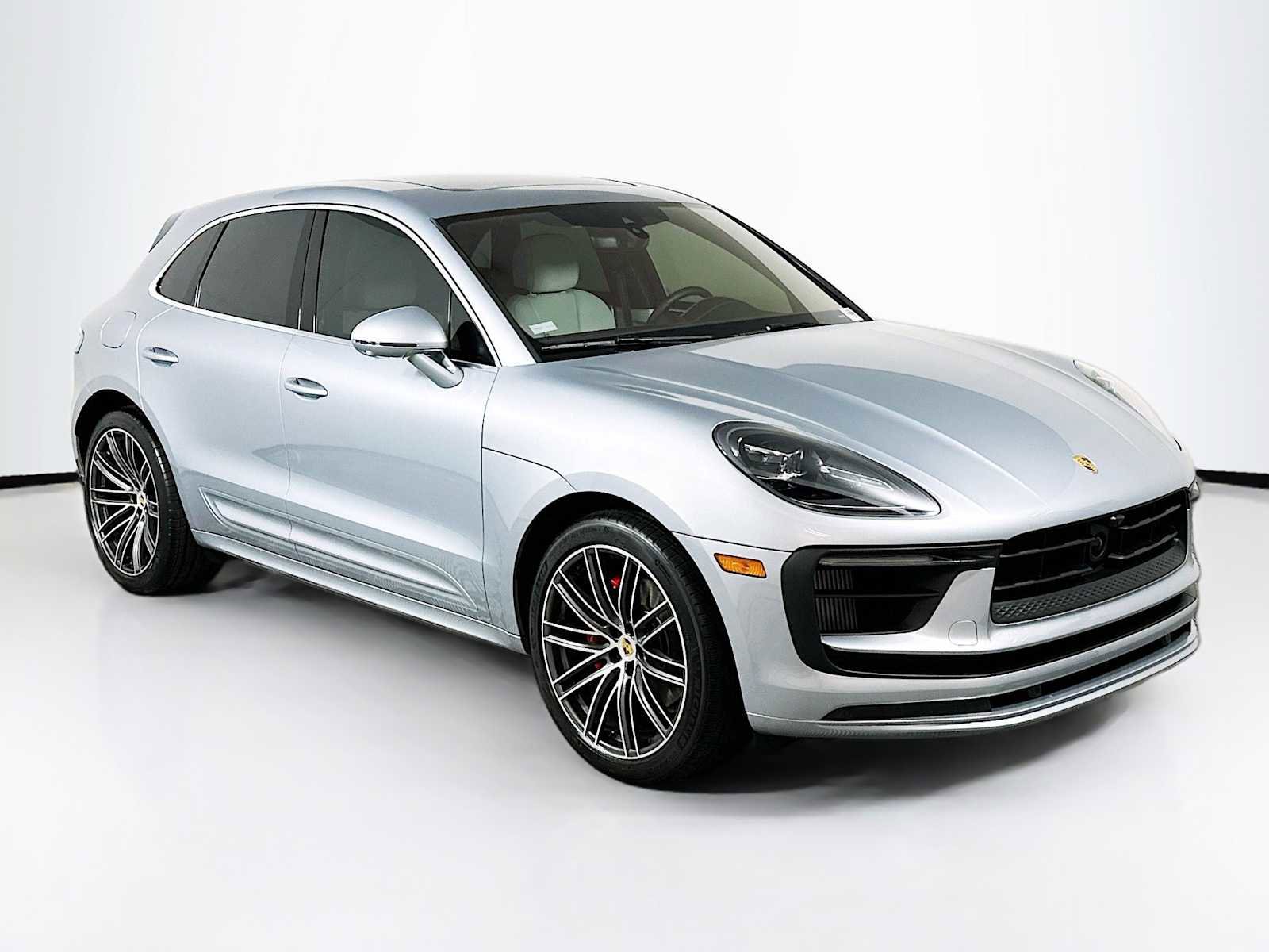 Certified 2025 Porsche Macan S image 7