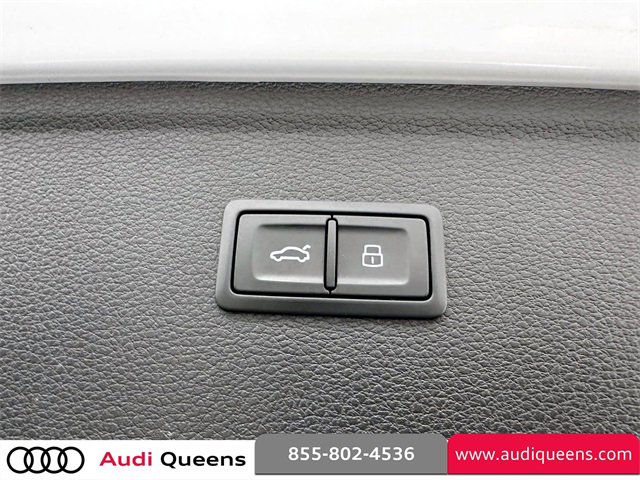 Certified 2023 Audi Q5 2.0T Premium w/ Convenience Package image 11