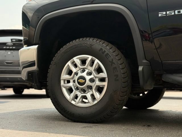 Used 2022 Chevrolet Silverado 2500 LT w/ Convenience Package AWD/4WD image 41
