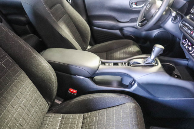 Certified 2025 Honda HR-V LX image 16