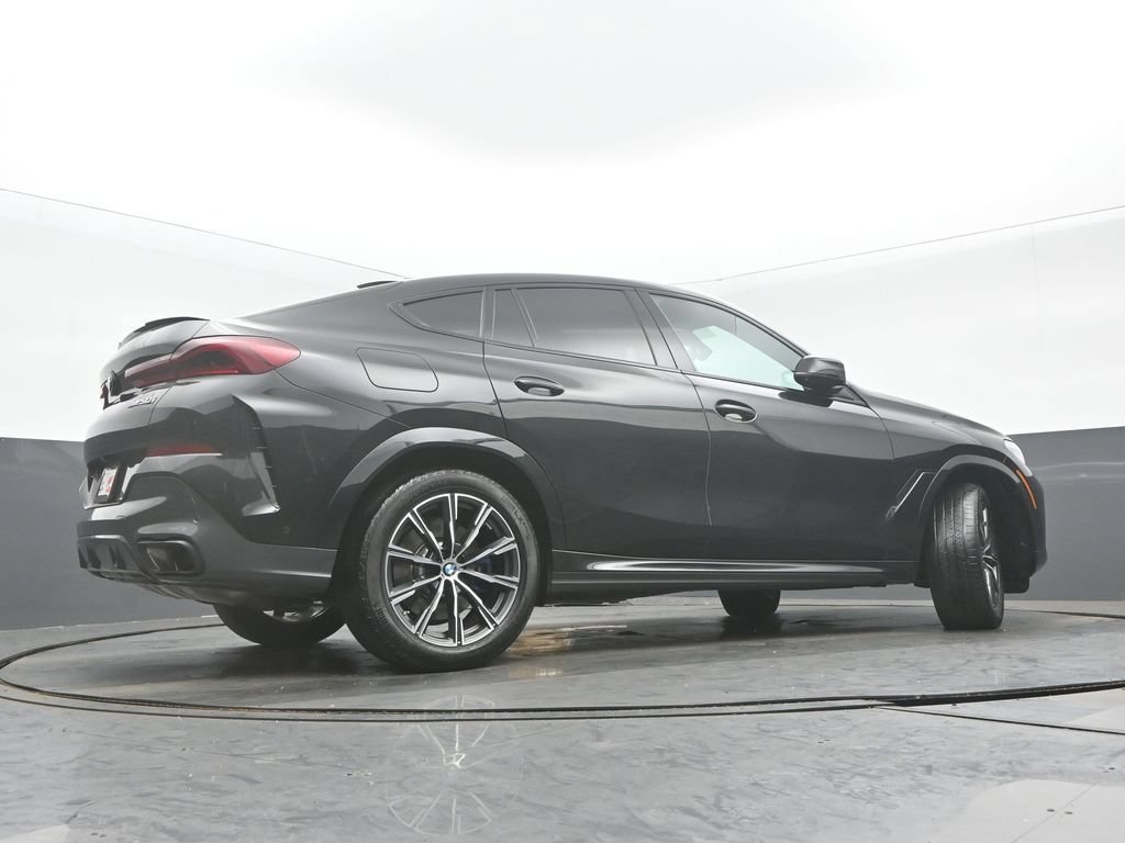 Used 2023 BMW X6 M50i w/ Climate Comfort Package AWD/4WD image 33
