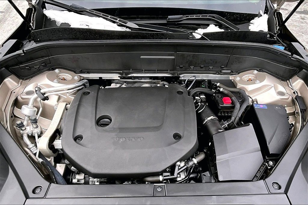 Used 2023 Volvo XC90 B6 Plus w/ Protection Package Premier image 31