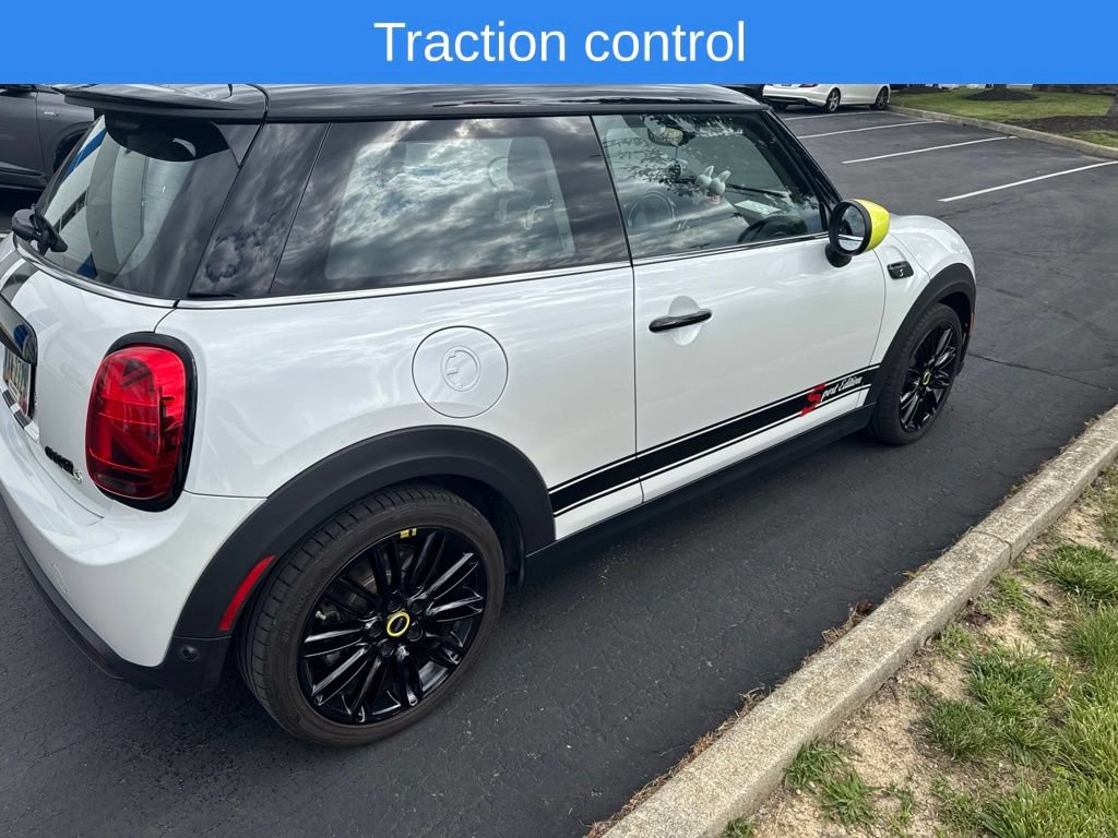Used 2024 MINI Cooper SE FWD image 5