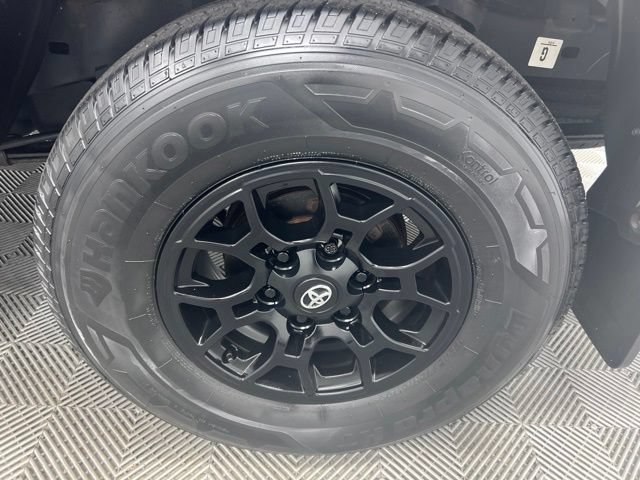 Used 2023 Toyota Tacoma SR5 w/ SX Package AWD/4WD image 10