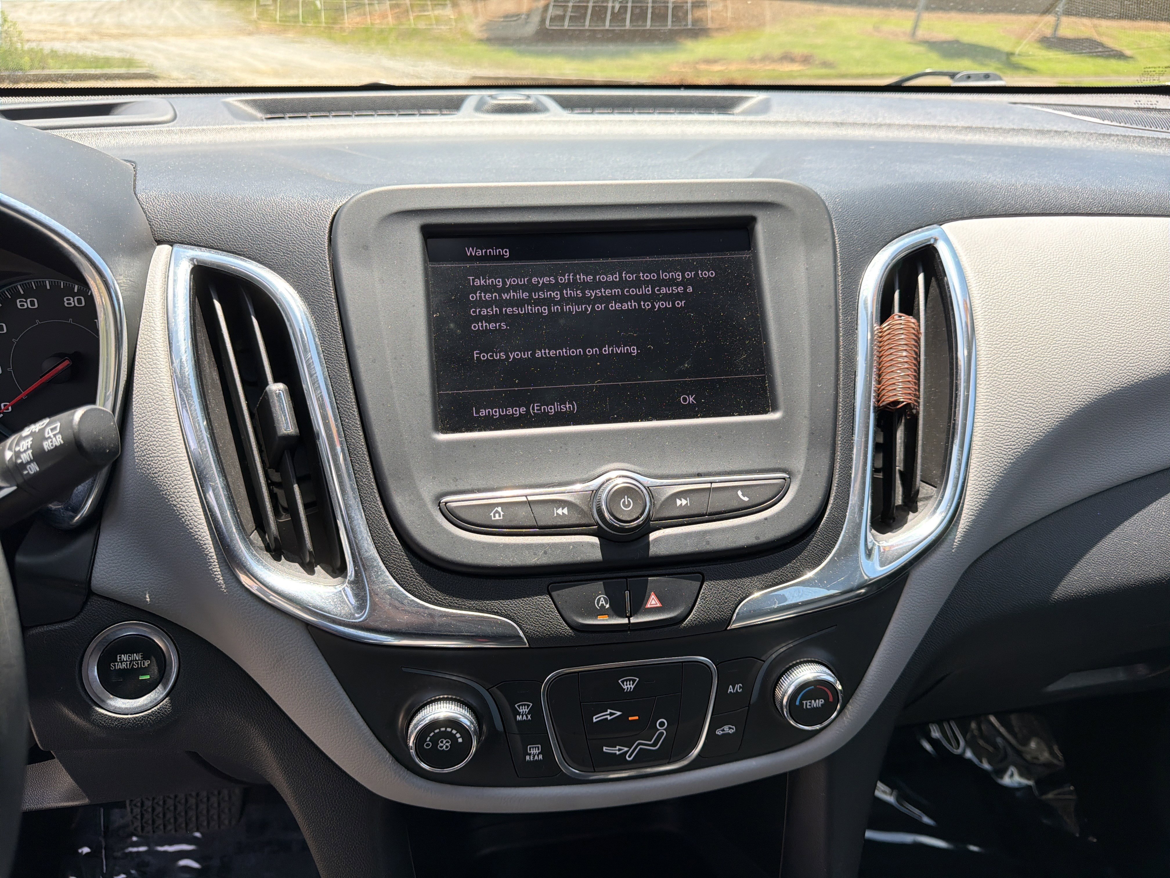 Used 2023 Chevrolet Equinox LS FWD image 27