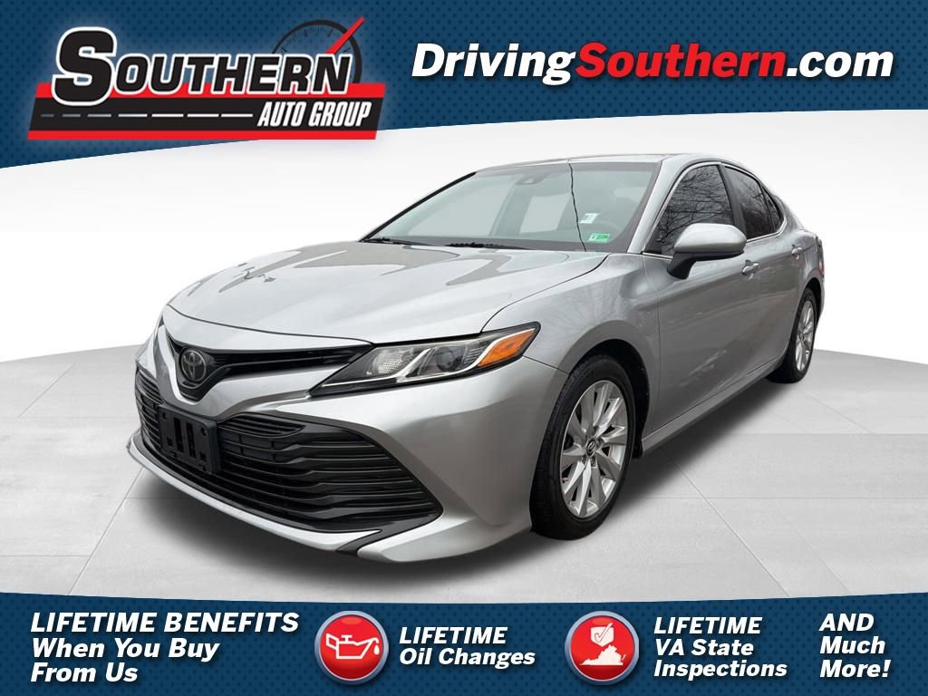 Used 2019 Toyota Camry LE image 1