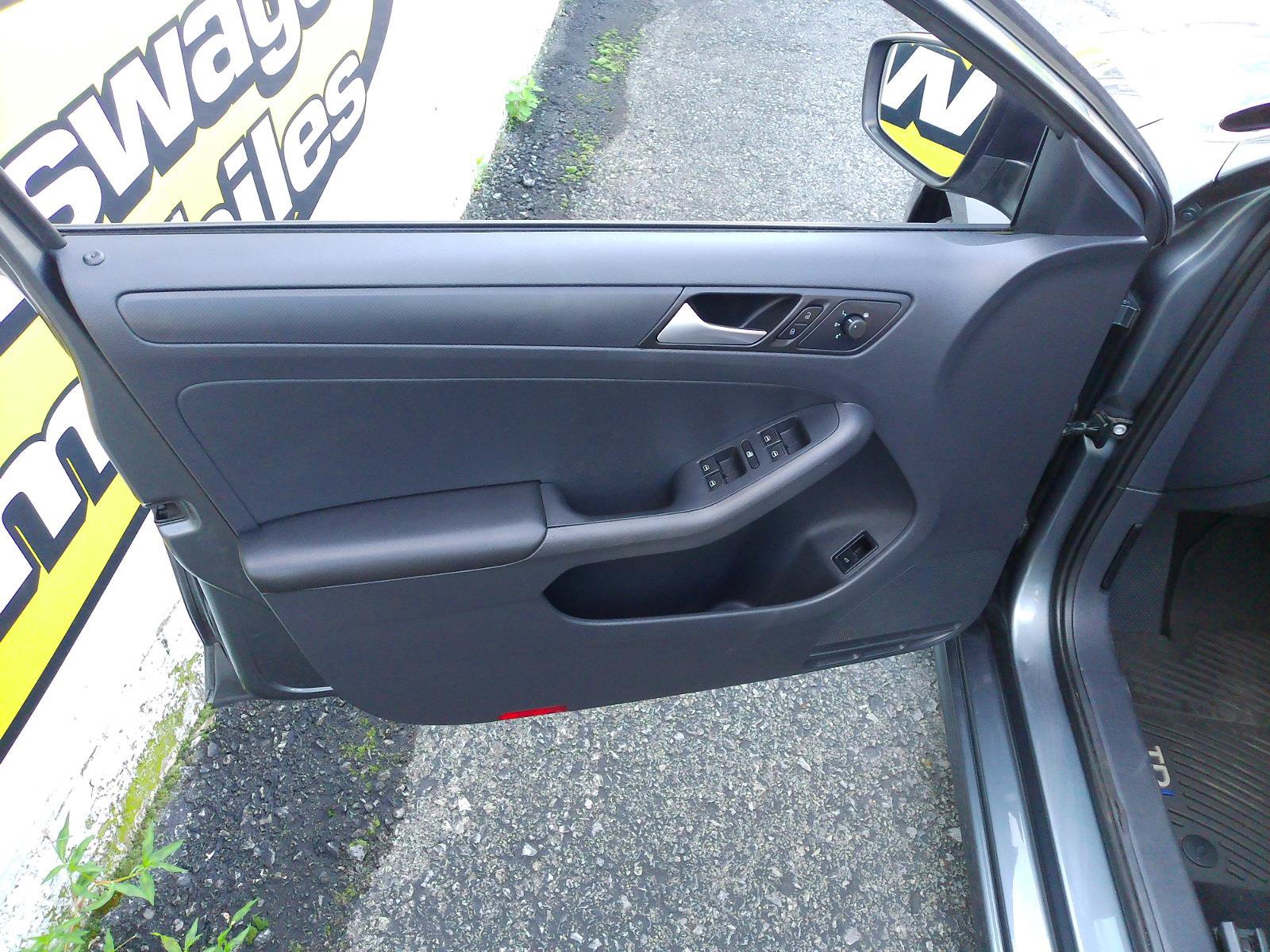 Used 2014 Volkswagen Jetta S FWD image 8