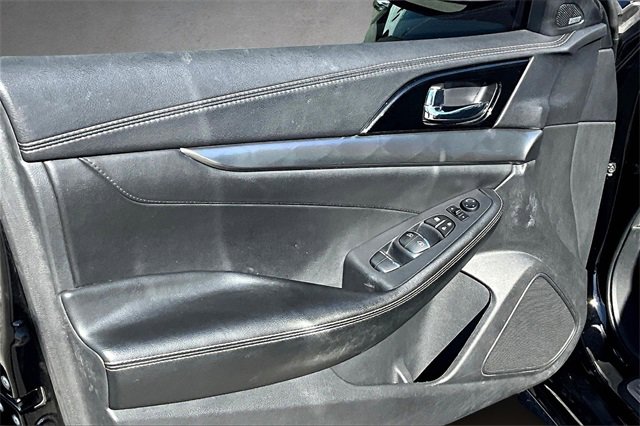 Used 2020 Nissan Maxima 3.5 SL w/ Floor Mat Group image 17