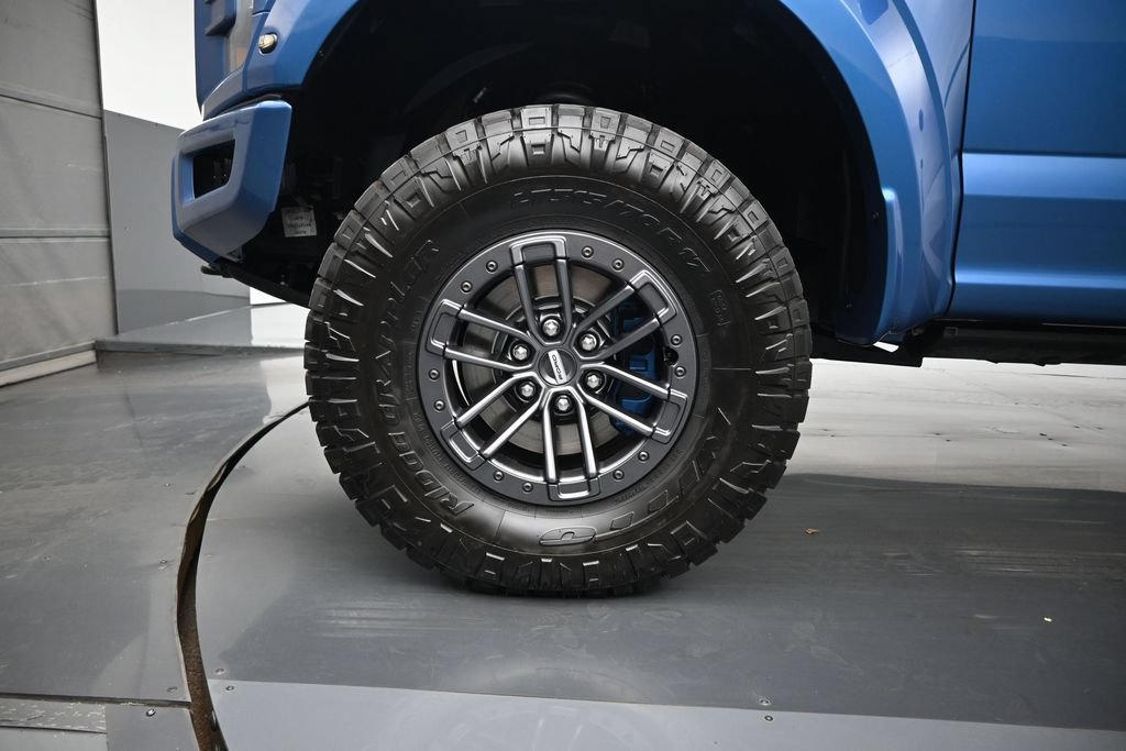 Used 2019 Ford F150 Raptor w/ Equipment Group 802A Luxury AWD/4WD image 28