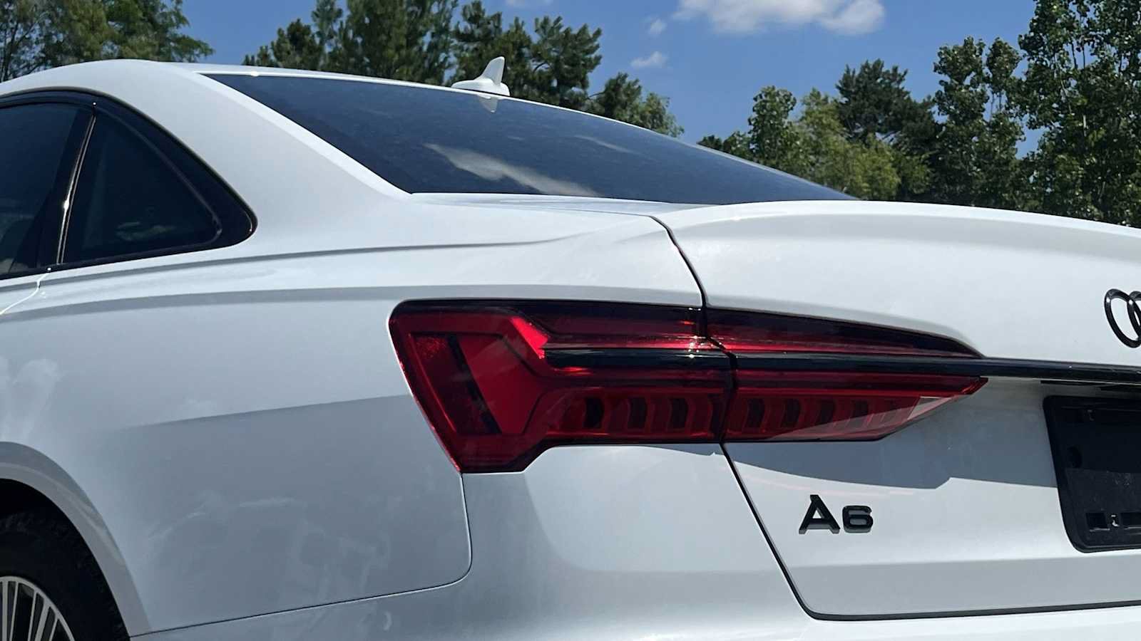 Used 2023 Audi A6 Premium Plus w/ Premium Plus Package AWD/4WD image 17