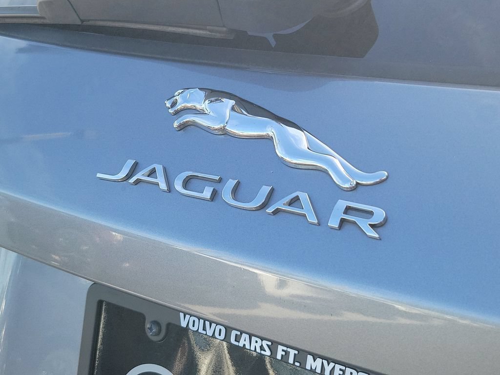 Used 2020 Jaguar F-PACE Prestige AWD/4WD image 11