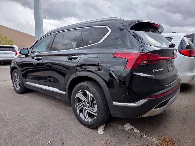Used 2022 Hyundai Santa Fe SEL w/ Convenience Package FWD image 2