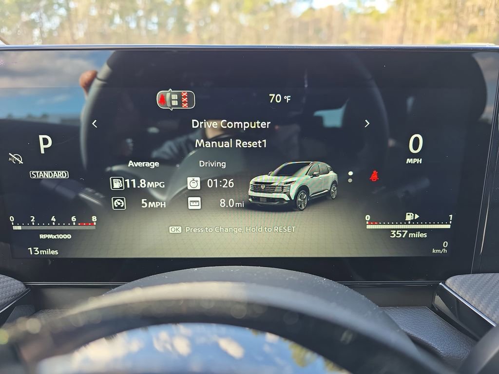 New 2026 Nissan Kicks SR FWD image 23