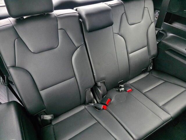 Used 2022 Kia Telluride LX image 30