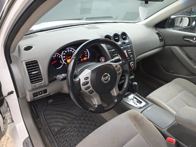 Used 2012 Nissan Altima 2.5 S w/ Convenience Pkg FWD image 16