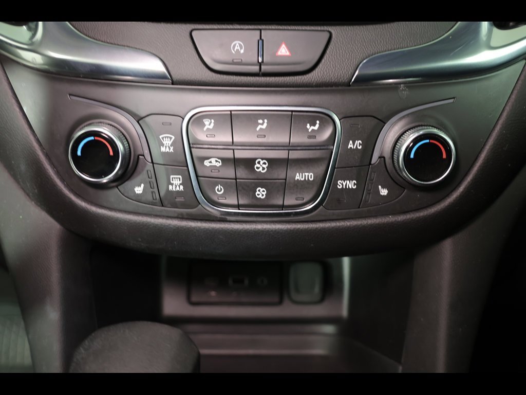 Used 2022 Chevrolet Equinox LT image 25