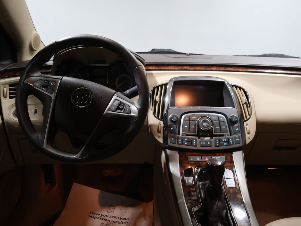 Used 2012 Buick LaCrosse Premium image 17
