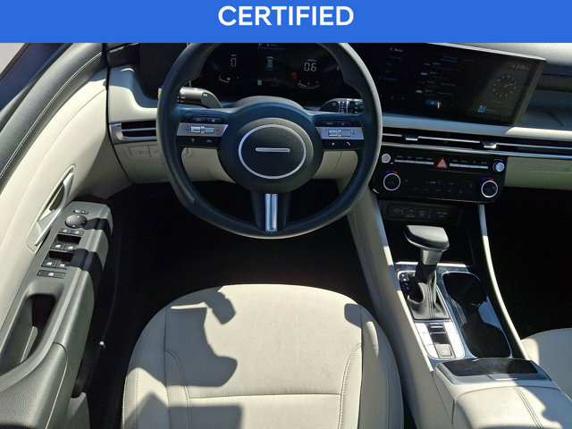 Certified 2025 Hyundai Tucson SEL AWD/4WD image 11