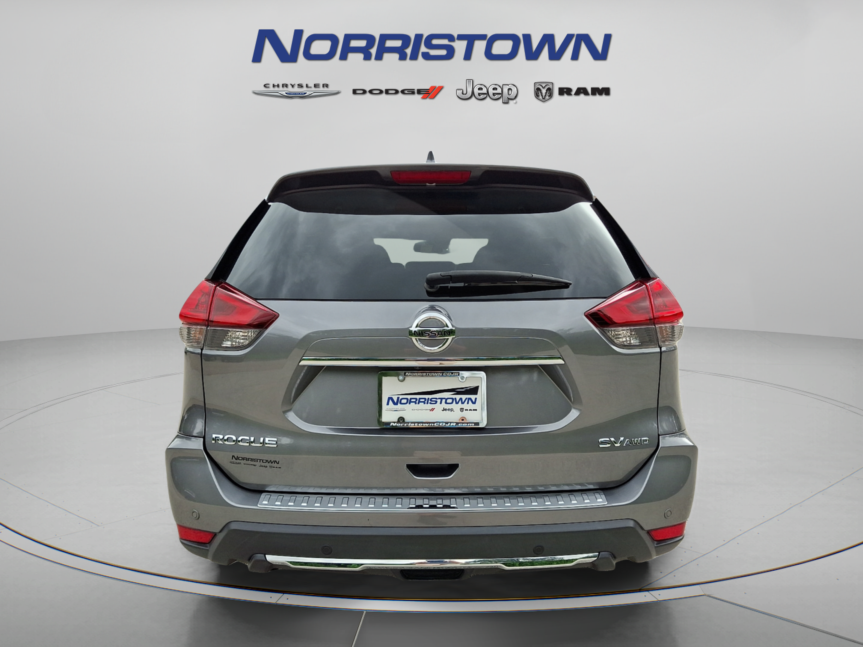 Used 2019 Nissan Rogue SV w/ Premium Package AWD/4WD image 5