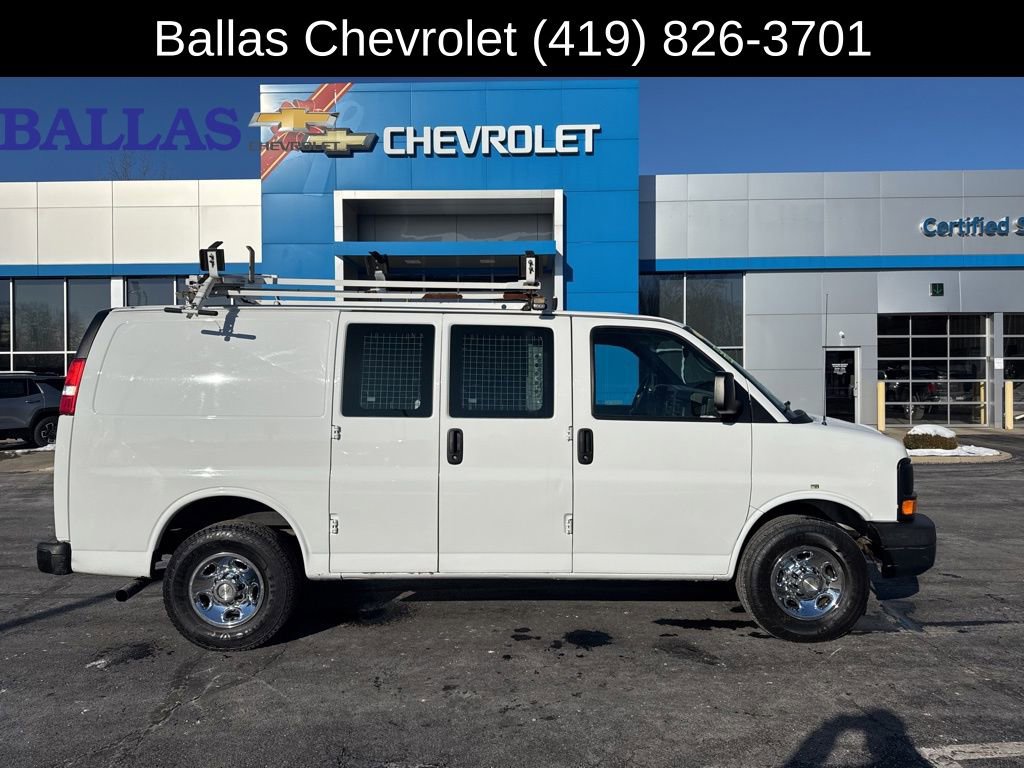 Used 2015 Chevrolet Express 2500 image 28