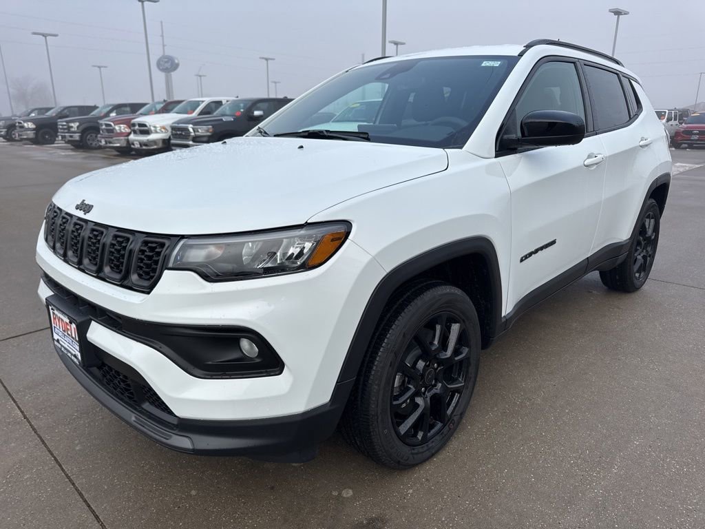 New 2026 Jeep Compass Latitude AWD/4WD image 25