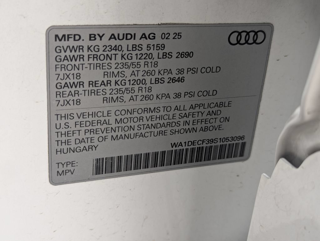 Used 2025 Audi Q3 2.0T Premium AWD/4WD image 38