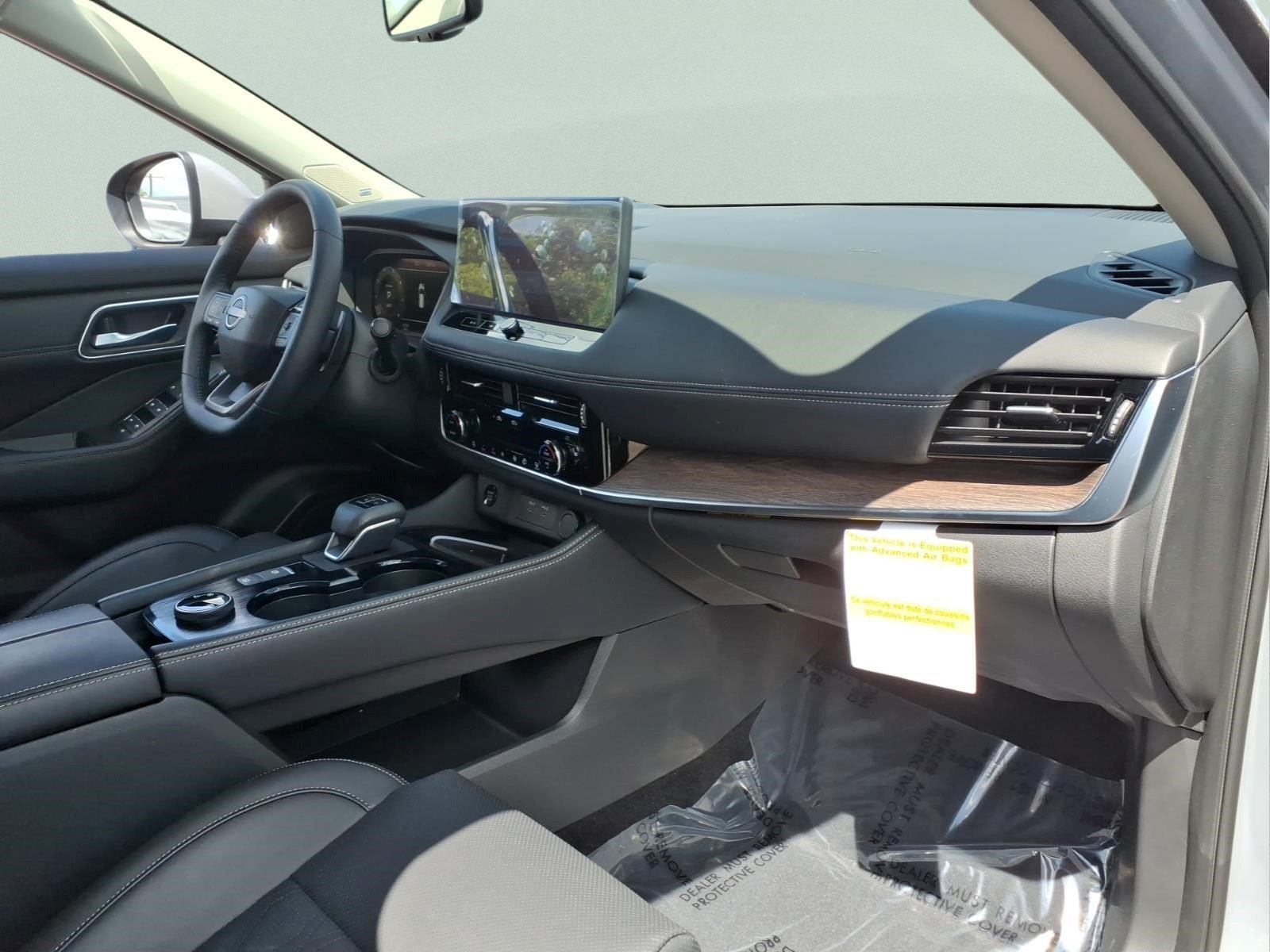Certified 2025 Nissan Rogue Platinum w/ Platinum Premium Package AWD/4WD image 10