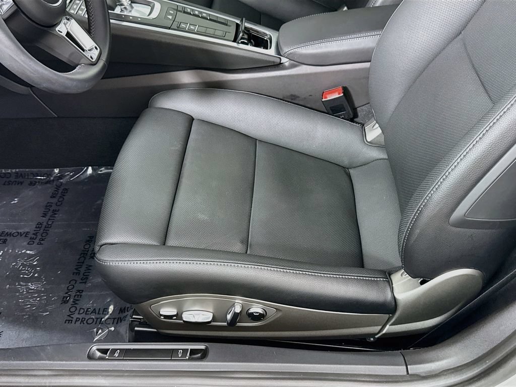Certified 2024 Porsche 718 Cayman S RWD image 20