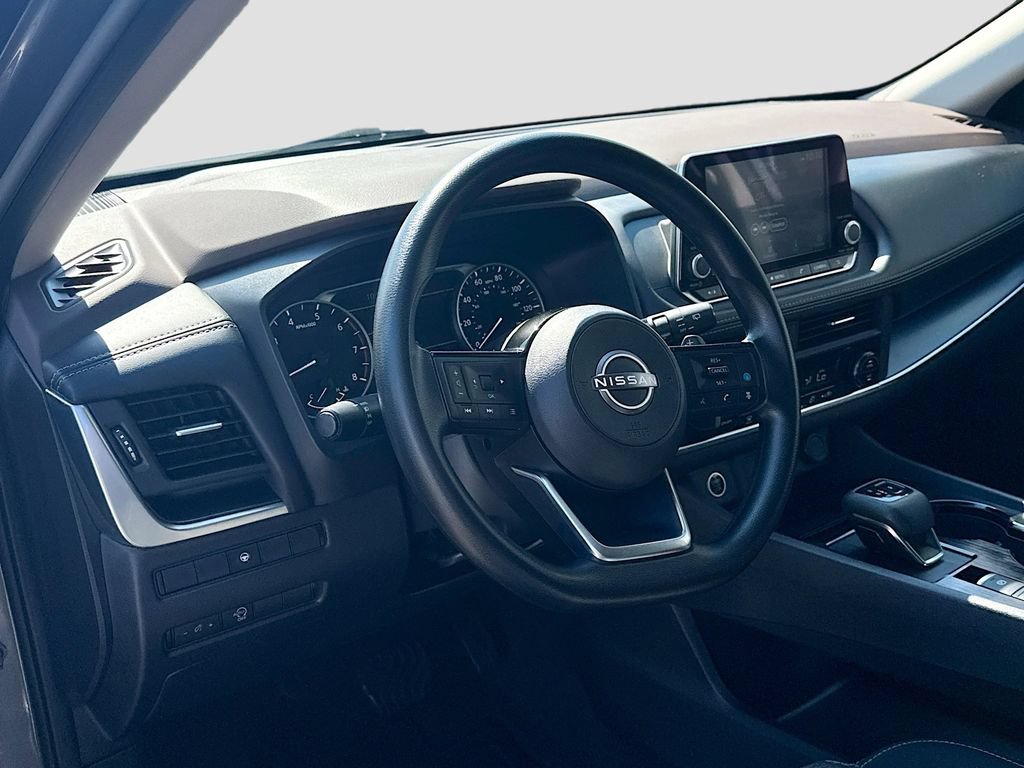 Certified 2023 Nissan Rogue SV FWD image 20
