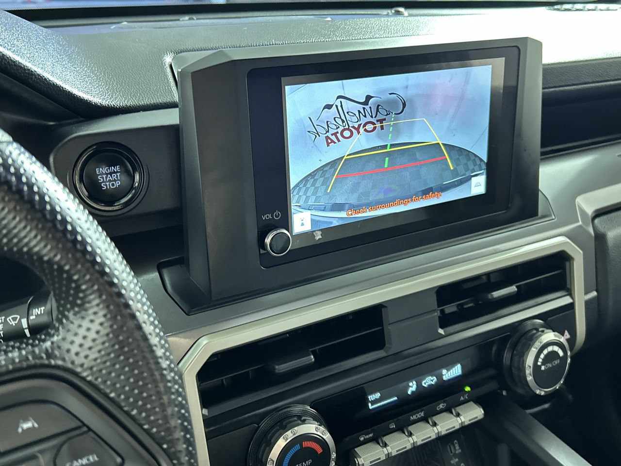 Used 2025 Toyota Tacoma SR5 AWD/4WD image 18